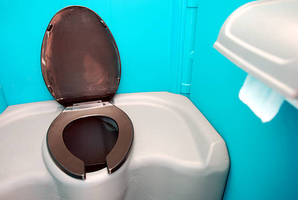 Affordable portable toilet rental in Cleveland Heights, OH